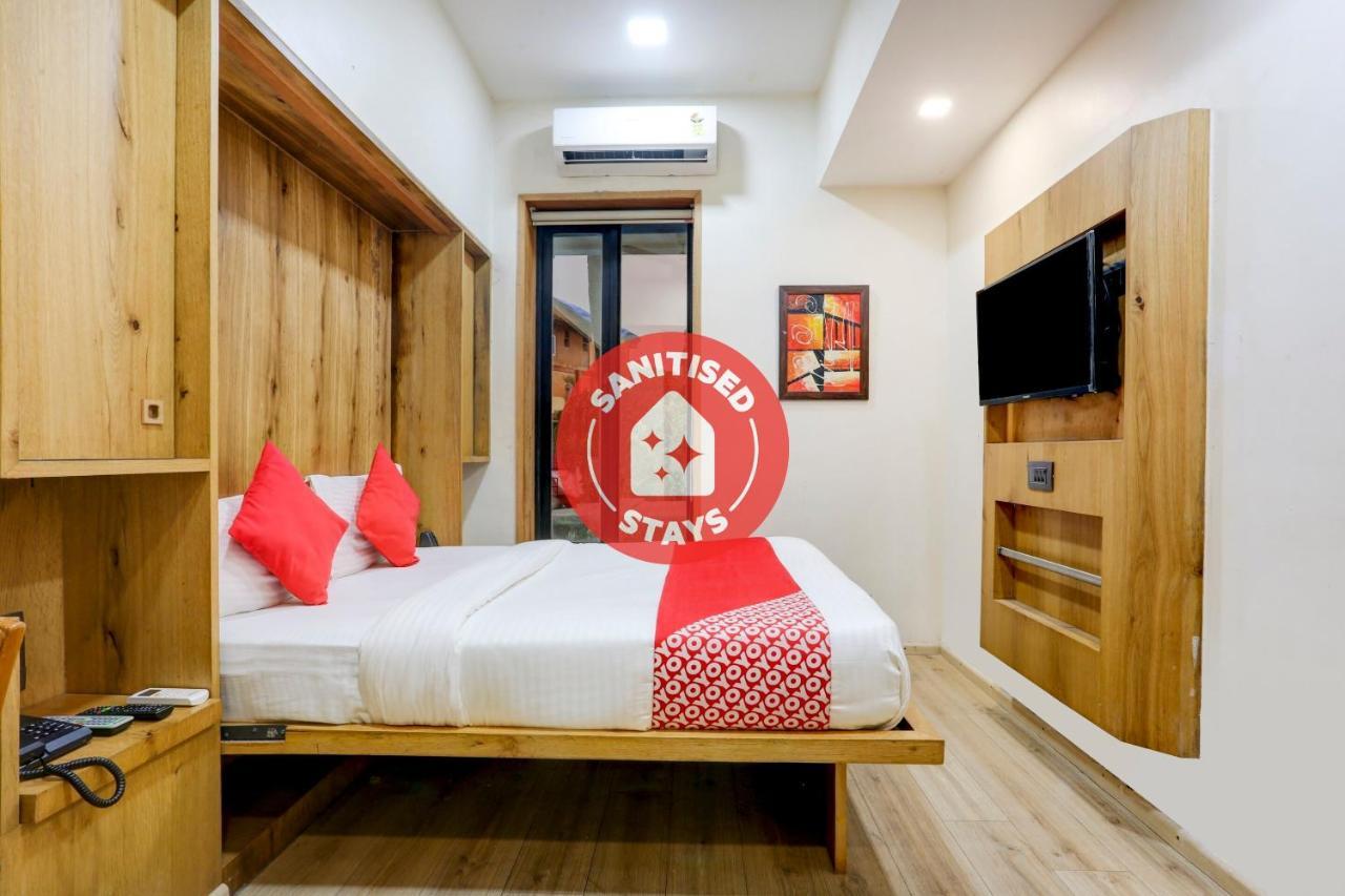 Oyo 81549 Hotel Elegance Nx Mumbai Luaran gambar